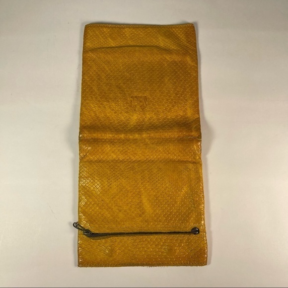 Efika square leather wallet in yellow snake embossed leather - Picture 8 of 9